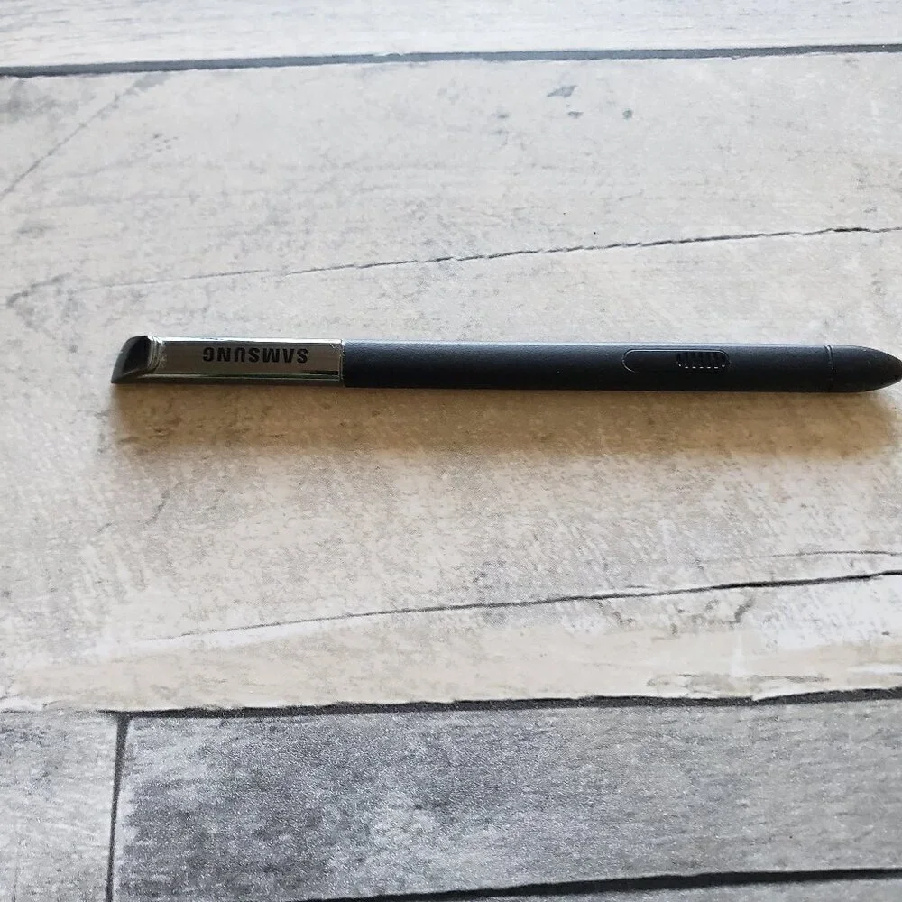 Samsung Galaxy Note II Box, Cord and Pen